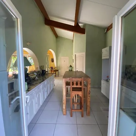 La Del Sol Tatil Evi
